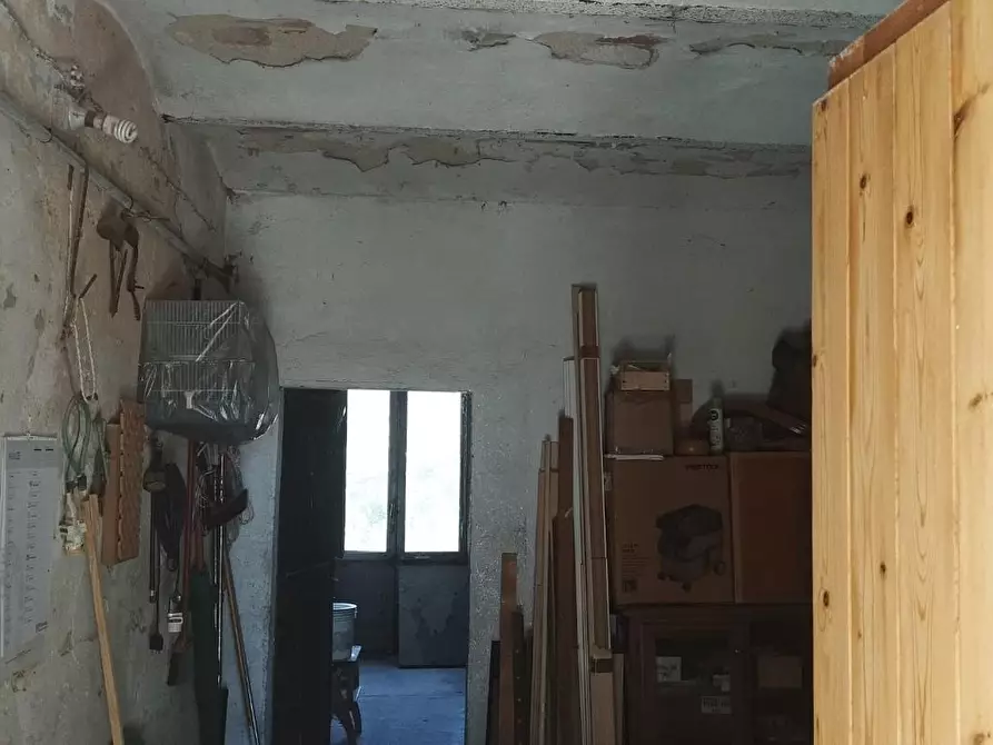 Immagine 8 di Casa colonica in vendita  a Cascina