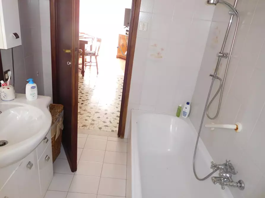 Immagine 16 di Mansarda in vendita  a Pisa