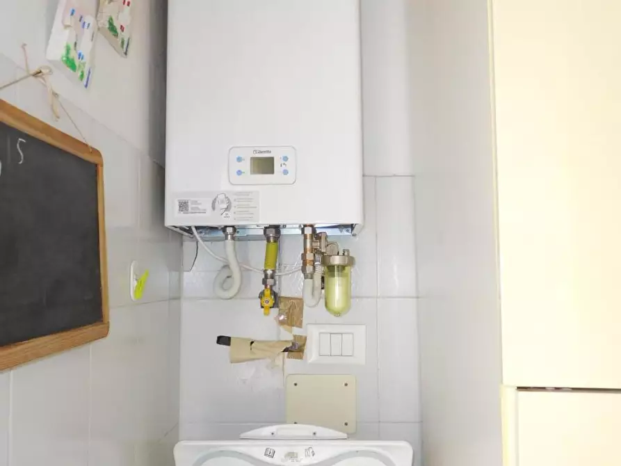 Immagine 11 di Mansarda in vendita  a Pisa