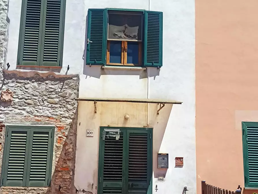 casa indipendente in vendita a Capannori in zona Marlia