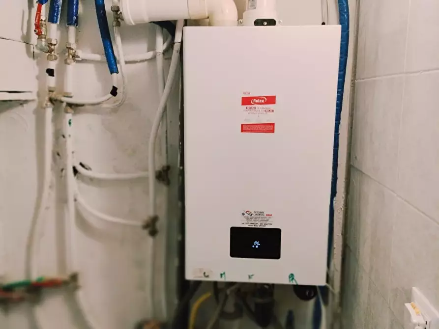 Immagine 14 di Villetta a schiera in vendita  a Reggio Nell'emilia