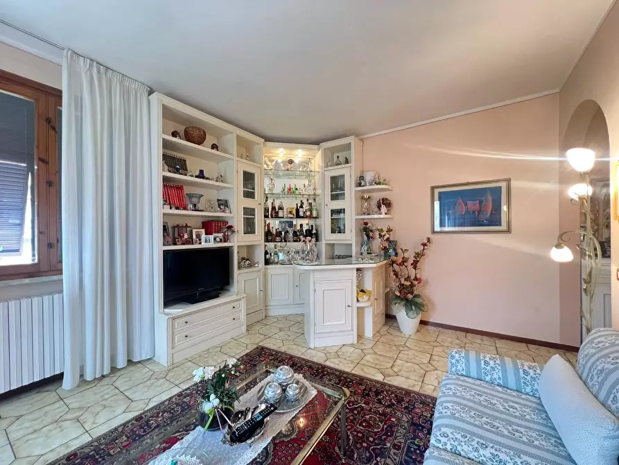 Immagine 9 di Casa semindipendente in vendita  a Vinci