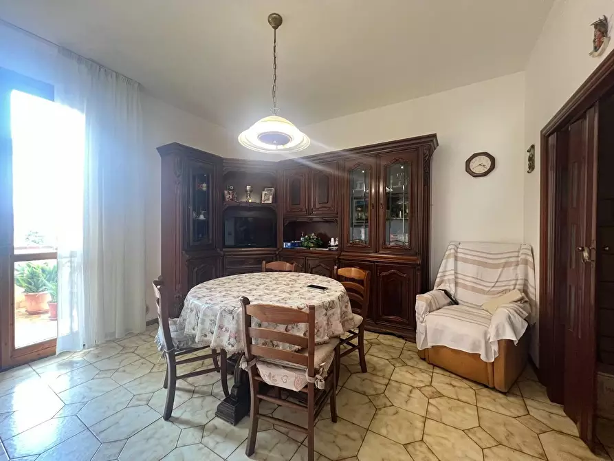 Immagine 12 di Casa semindipendente in vendita  a Vinci