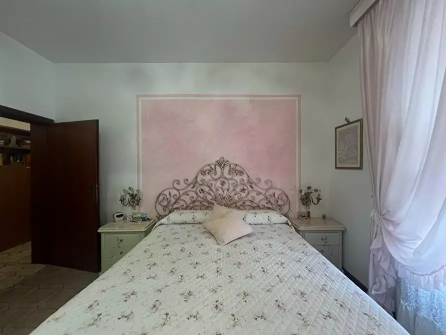 Immagine 18 di Casa semindipendente in vendita  a Vinci