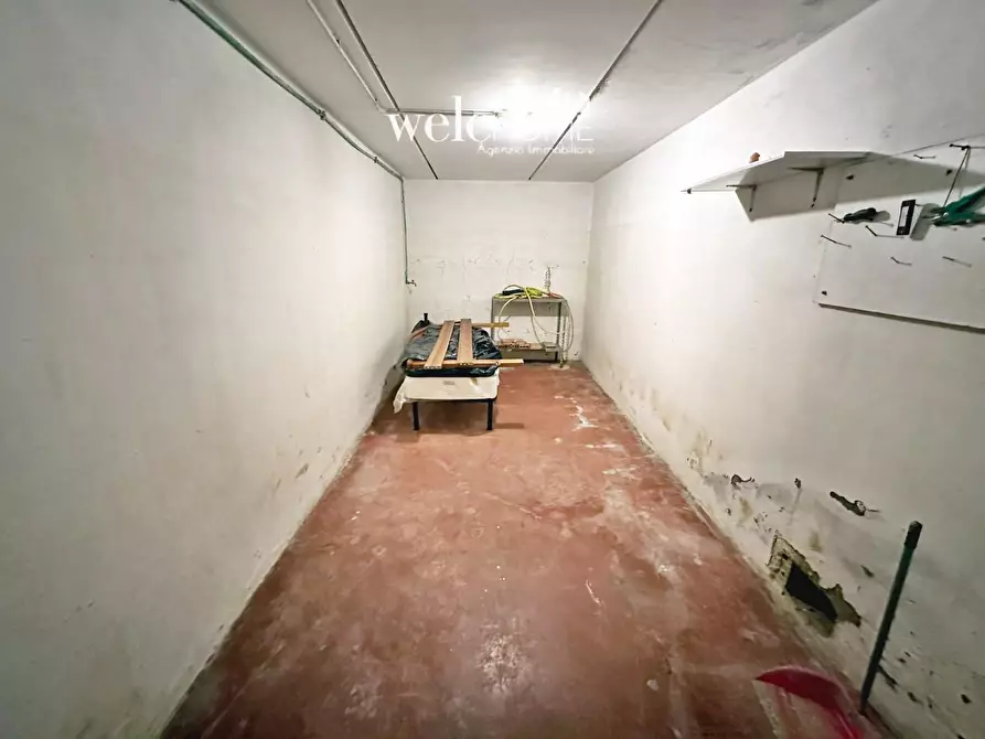 Immagine 19 di Appartamento in vendita  a Campi Bisenzio