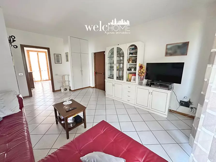 Immagine 28 di Appartamento in vendita  a Campi Bisenzio