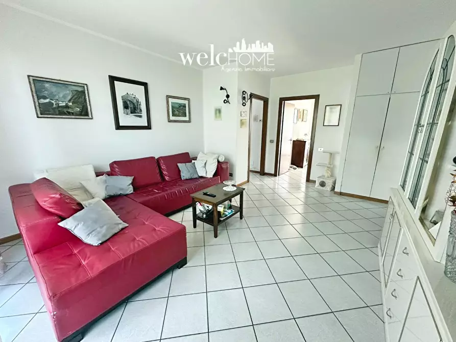 Immagine 8 di Appartamento in vendita  a Campi Bisenzio