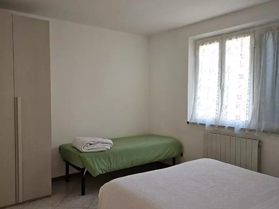 Immagine 15 di Villa in vendita  a Cascina