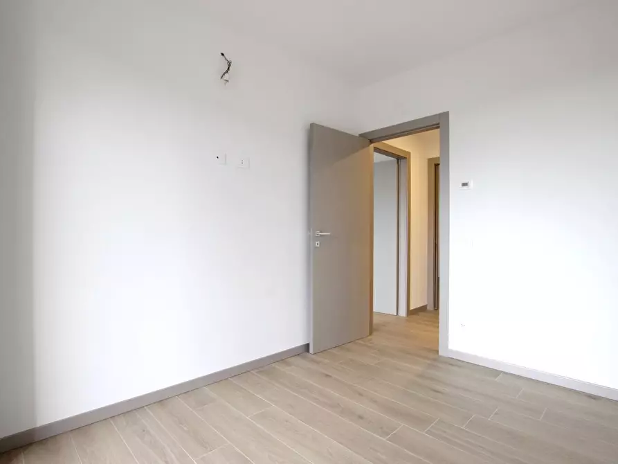 Immagine 10 di Appartamento in vendita  a Siena
