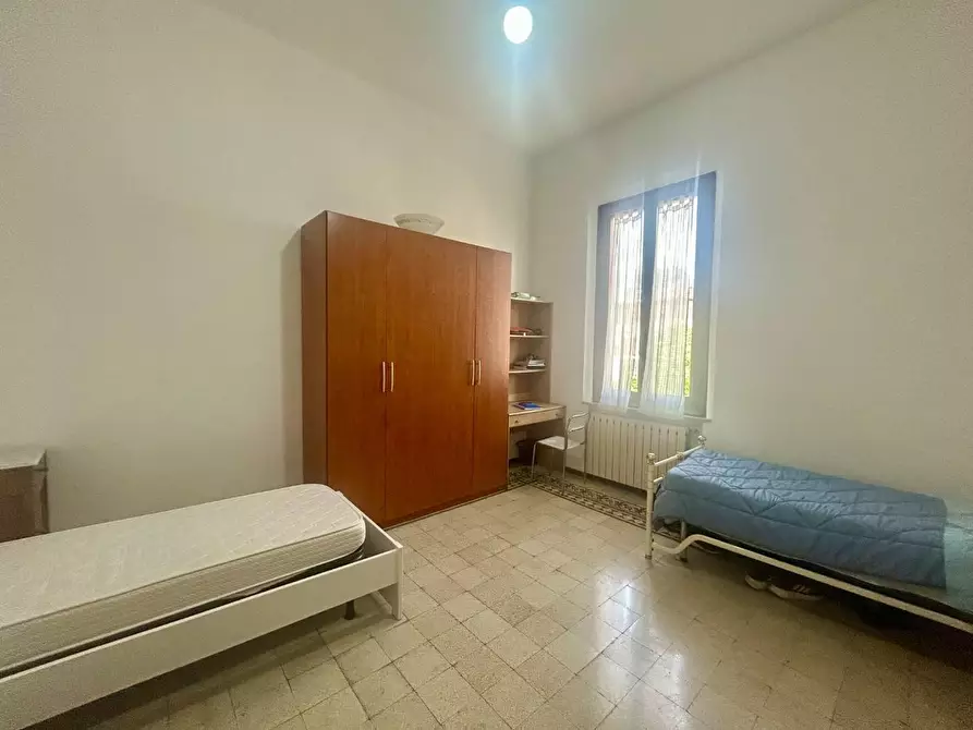 Immagine 14 di Casa bifamiliare in vendita  a Siena