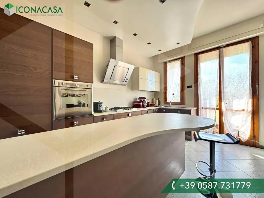 Immagine 12 di Appartamento in vendita  a Terricciola