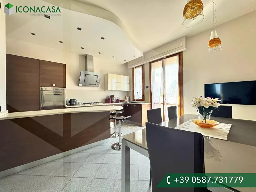 Immagine 11 di Appartamento in vendita  a Terricciola