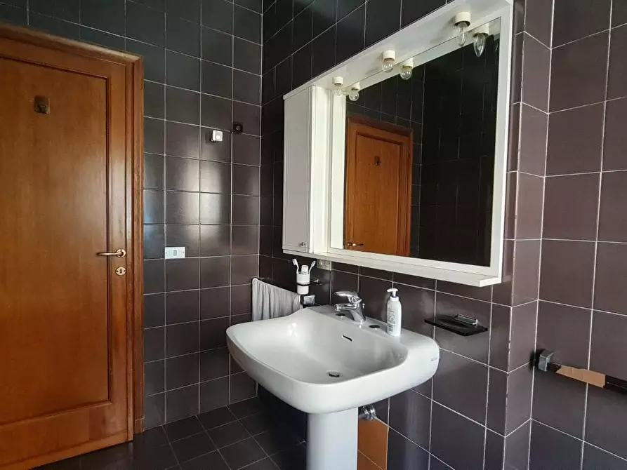 Immagine 10 di Appartamento in vendita  a Santa Croce Sull'arno