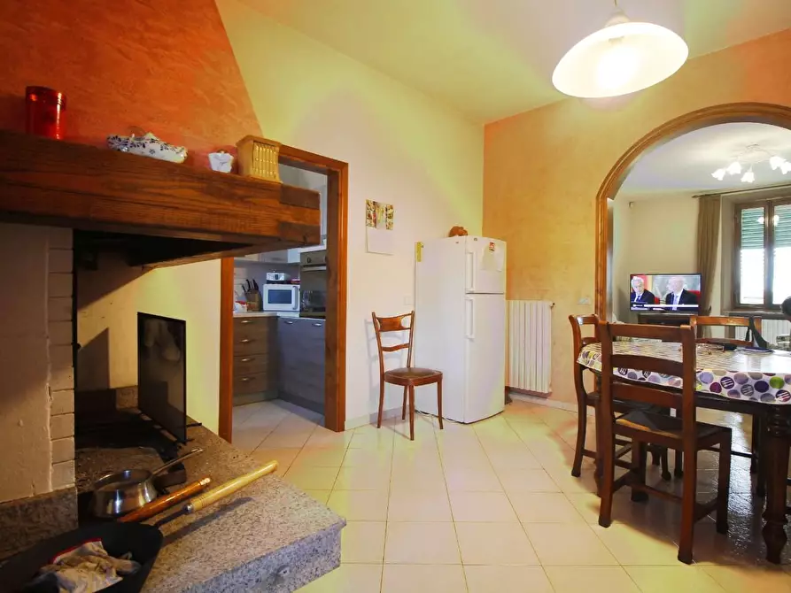 Immagine 2 di Appartamento in vendita  a Vinci