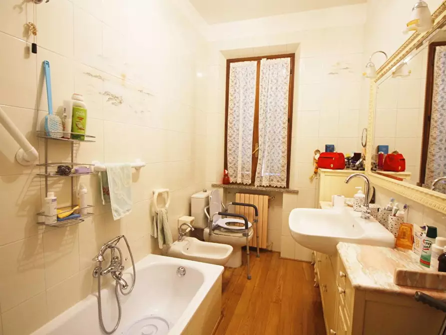 Immagine 7 di Appartamento in vendita  a Vinci