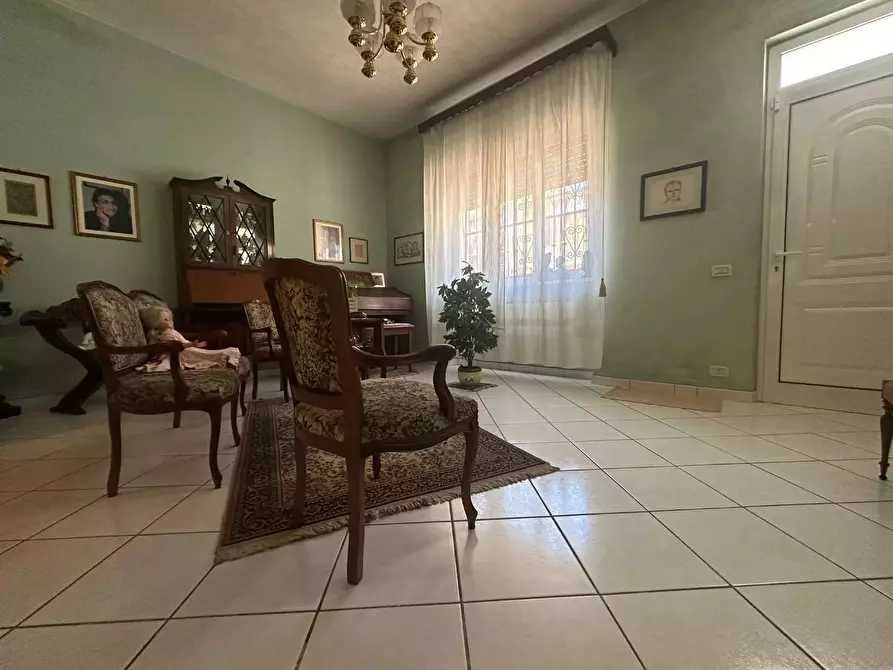 Immagine 8 di Casa bifamiliare in vendita  a Viareggio