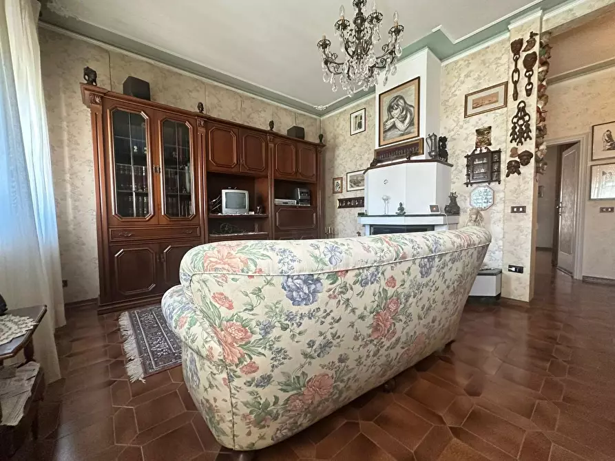 Immagine 10 di Casa bifamiliare in vendita  a Viareggio