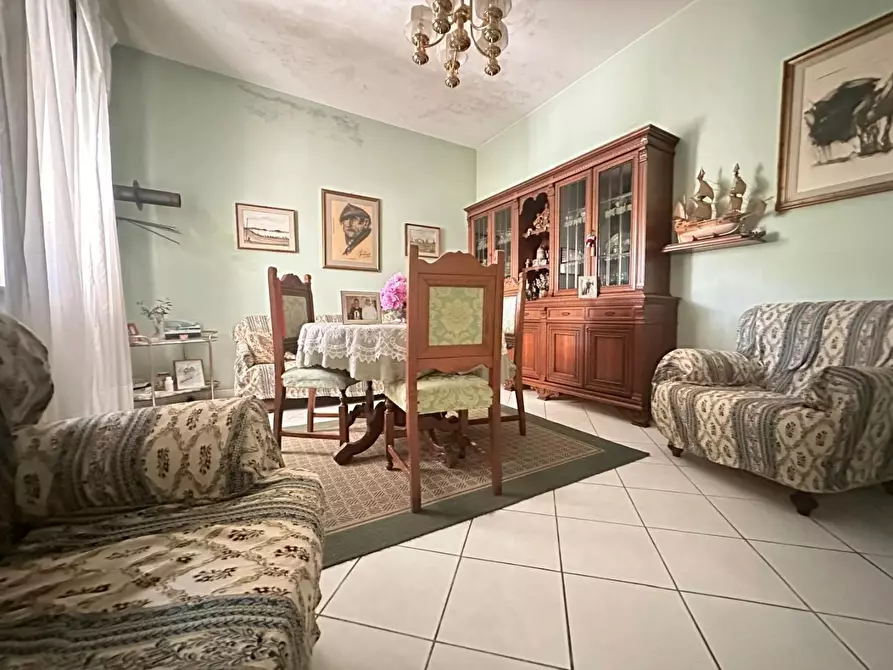 Immagine 37 di Casa bifamiliare in vendita  a Viareggio