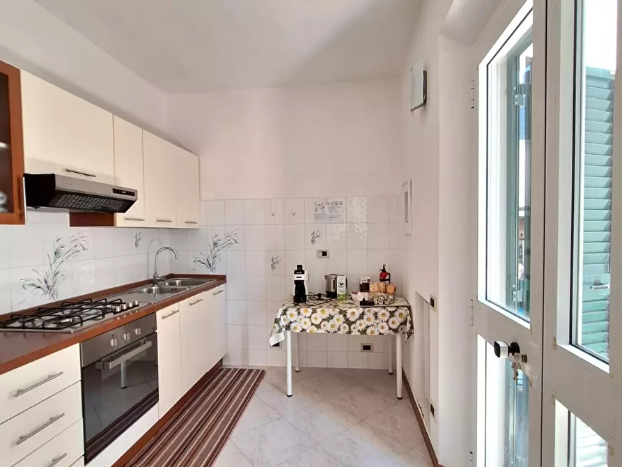 Immagine 8 di Casa indipendente in vendita  a Cascina