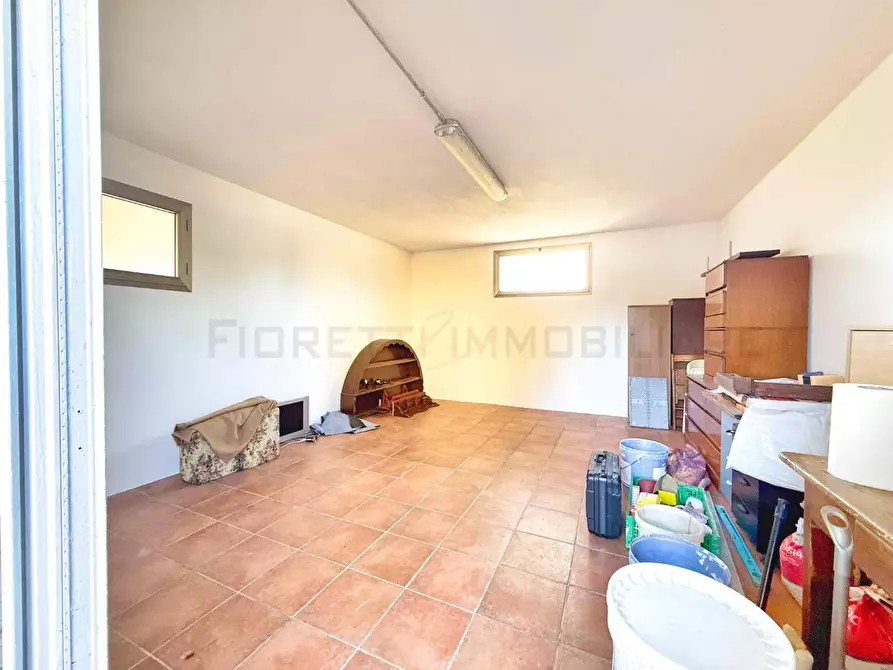 Immagine 30 di Appartamento in vendita  a Piombino