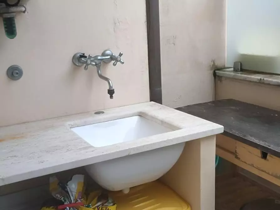 Immagine 5 di Appartamento in vendita  a Camaiore