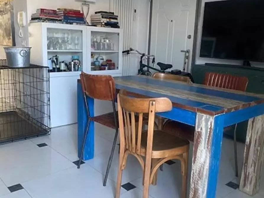 Immagine 11 di Appartamento in vendita  a Camaiore