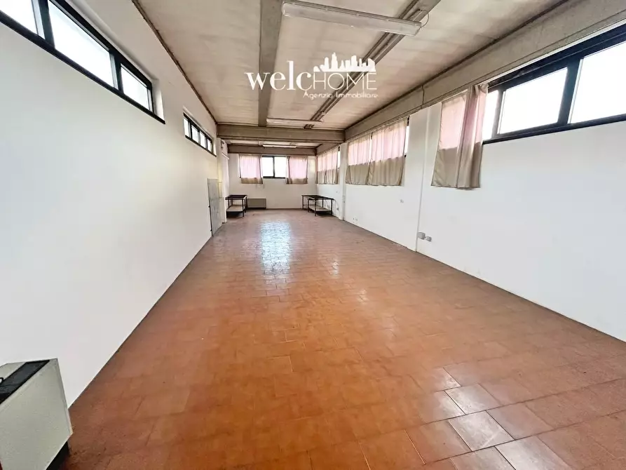 Immagine 29 di Capannone industriale in vendita  a Signa