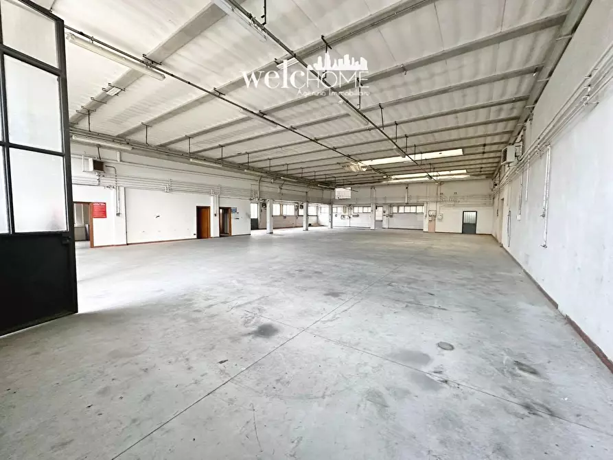 Immagine 8 di Capannone industriale in vendita  a Signa