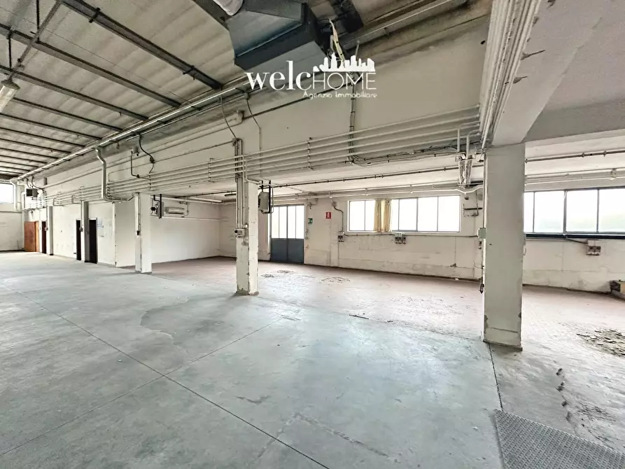 Immagine 15 di Capannone industriale in vendita  a Signa