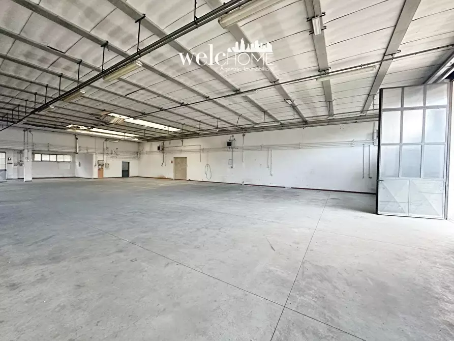 Immagine 4 di Capannone industriale in vendita  a Signa