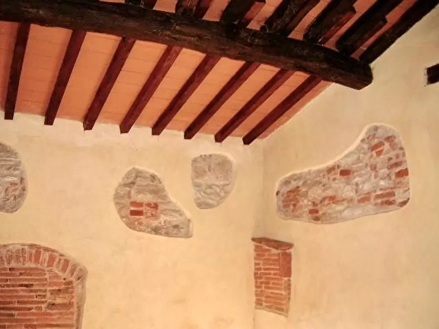 Immagine 10 di Rustico / casale in vendita  a Vicopisano