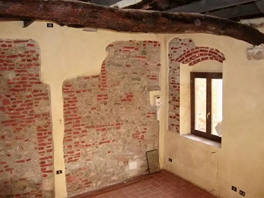 Immagine 7 di Rustico / casale in vendita  a Vicopisano