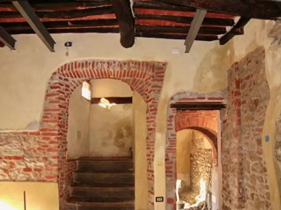 Immagine 6 di Rustico / casale in vendita  a Vicopisano