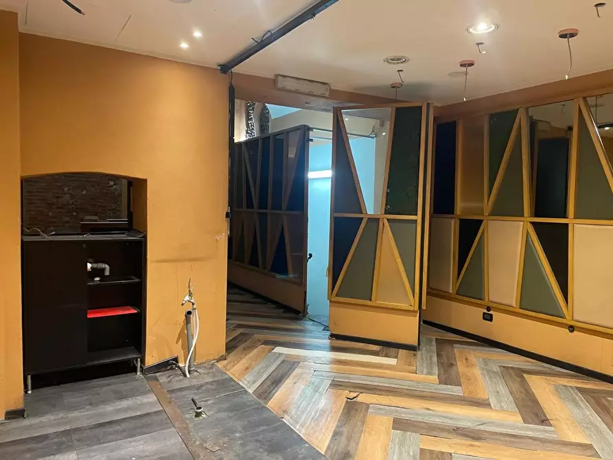 Immagine 27 di Bar / Ristorante in vendita  a Torino