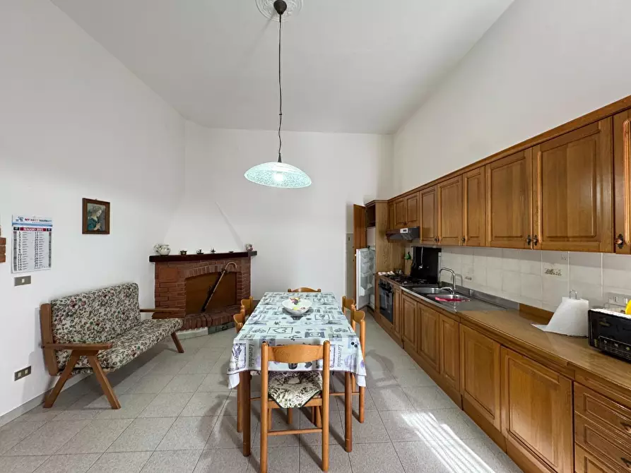 Immagine 5 di Casa colonica in vendita  a San Miniato