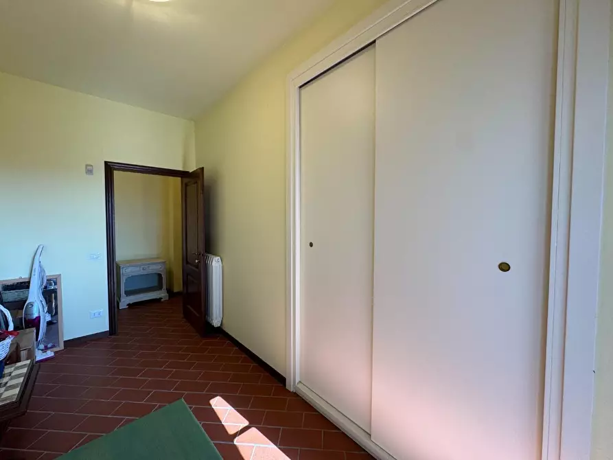 Immagine 25 di Casa colonica in vendita  a San Miniato