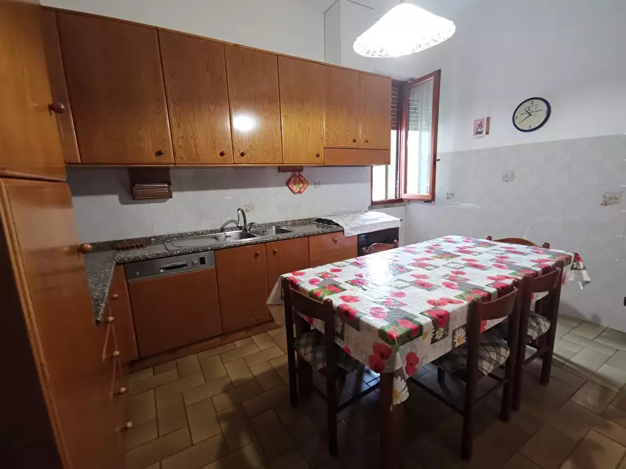 Immagine 42 di Appartamento in vendita  a Fucecchio