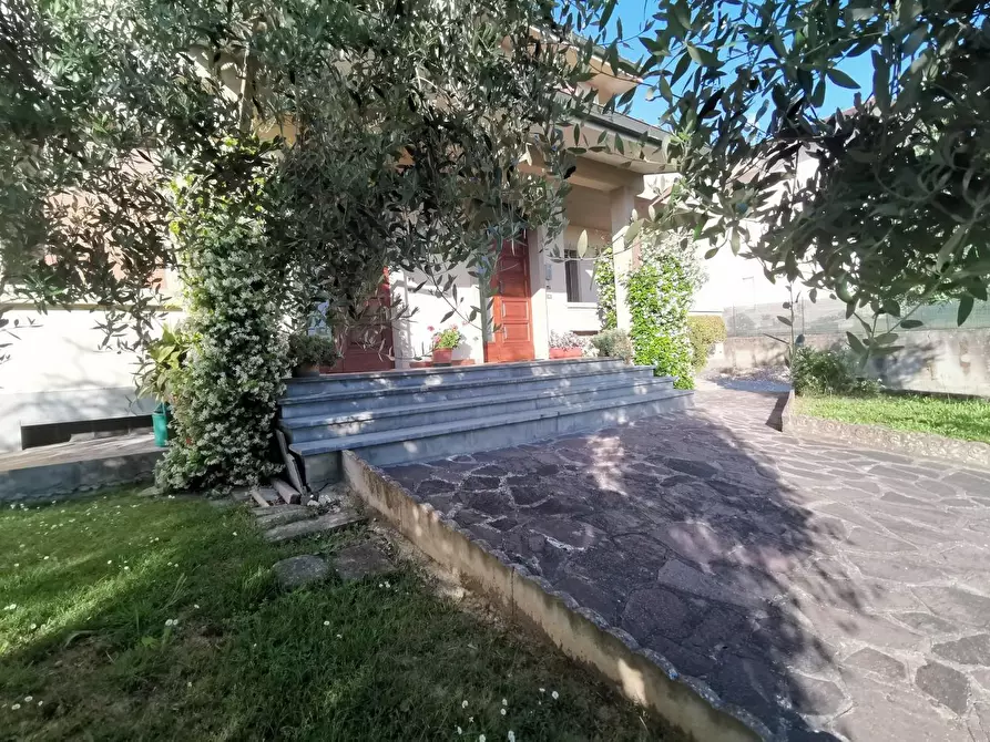 Immagine 18 di Appartamento in vendita  a Fucecchio