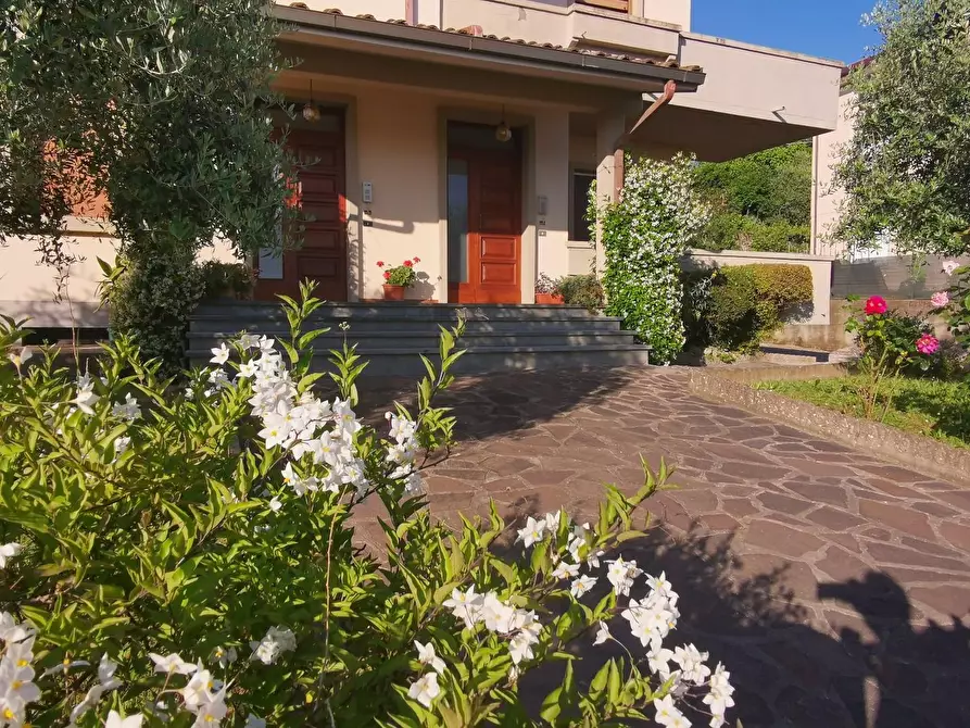 Immagine 10 di Appartamento in vendita  a Fucecchio