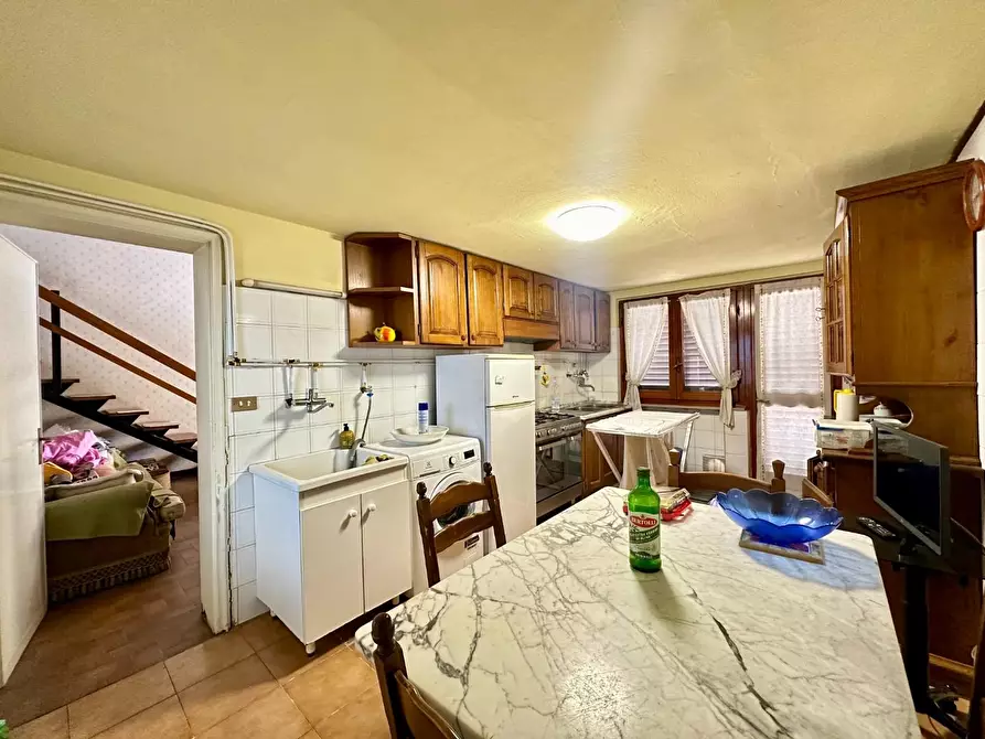 Immagine 26 di Villetta a schiera in vendita  a Lucca