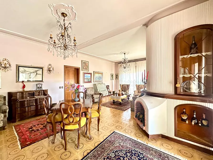 Immagine 6 di Villetta a schiera in vendita  a Lucca