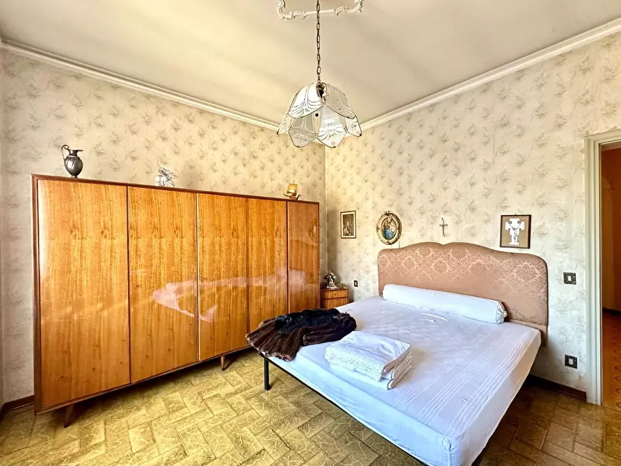 Immagine 45 di Villetta a schiera in vendita  a Lucca