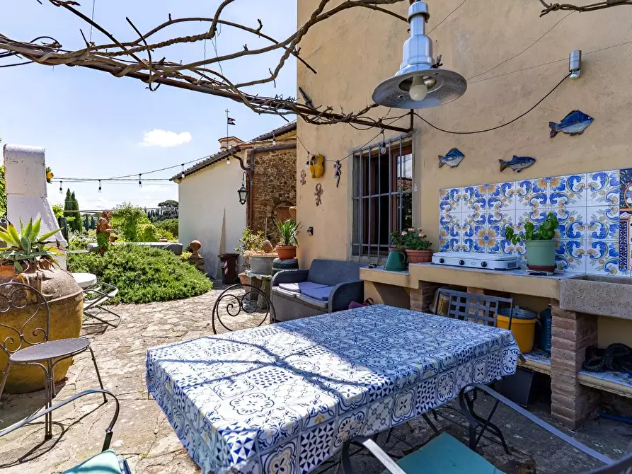 Immagine 11 di Terratetto in vendita  a Lastra A Signa