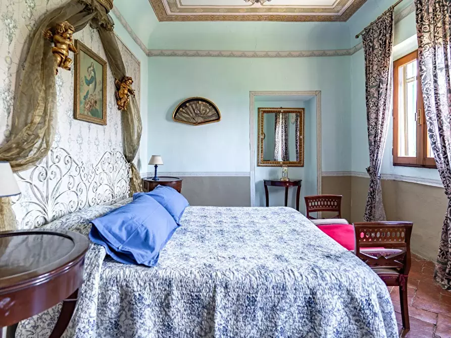 Immagine 40 di Terratetto in vendita  a Lastra A Signa