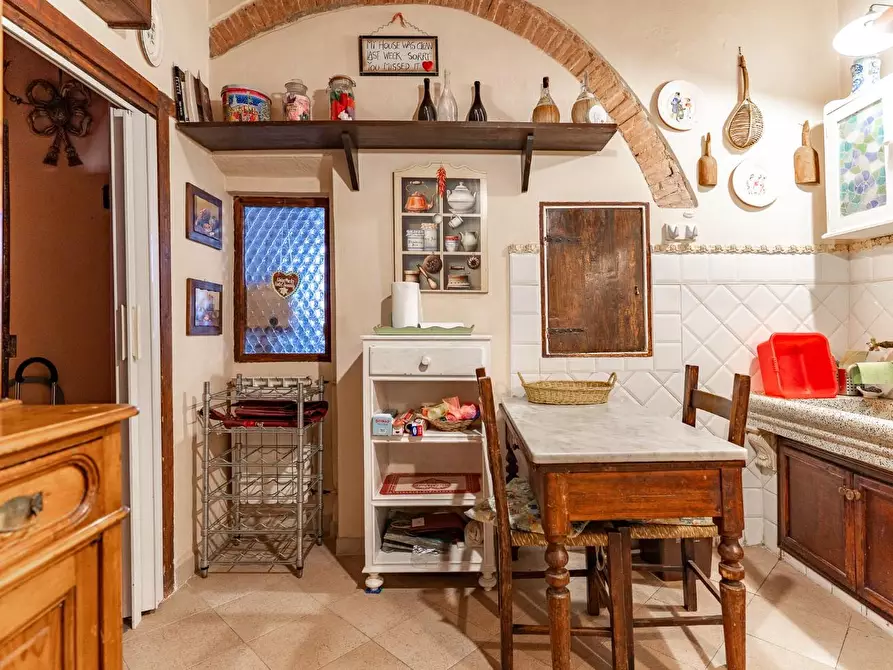 Immagine 17 di Terratetto in vendita  a Lastra A Signa