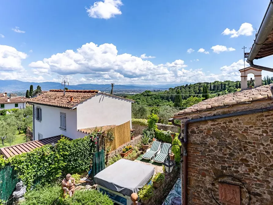 Immagine 31 di Terratetto in vendita  a Lastra A Signa