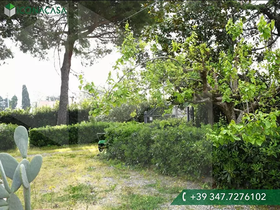 Immagine 1 di Casa bifamiliare in vendita  a Cascina