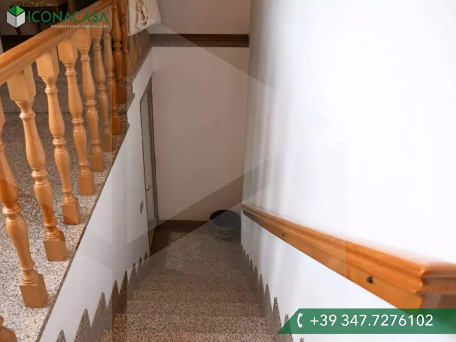 Immagine 35 di Casa bifamiliare in vendita  a Cascina