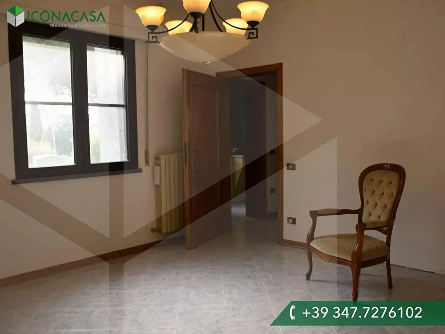 Immagine 29 di Casa bifamiliare in vendita  a Cascina