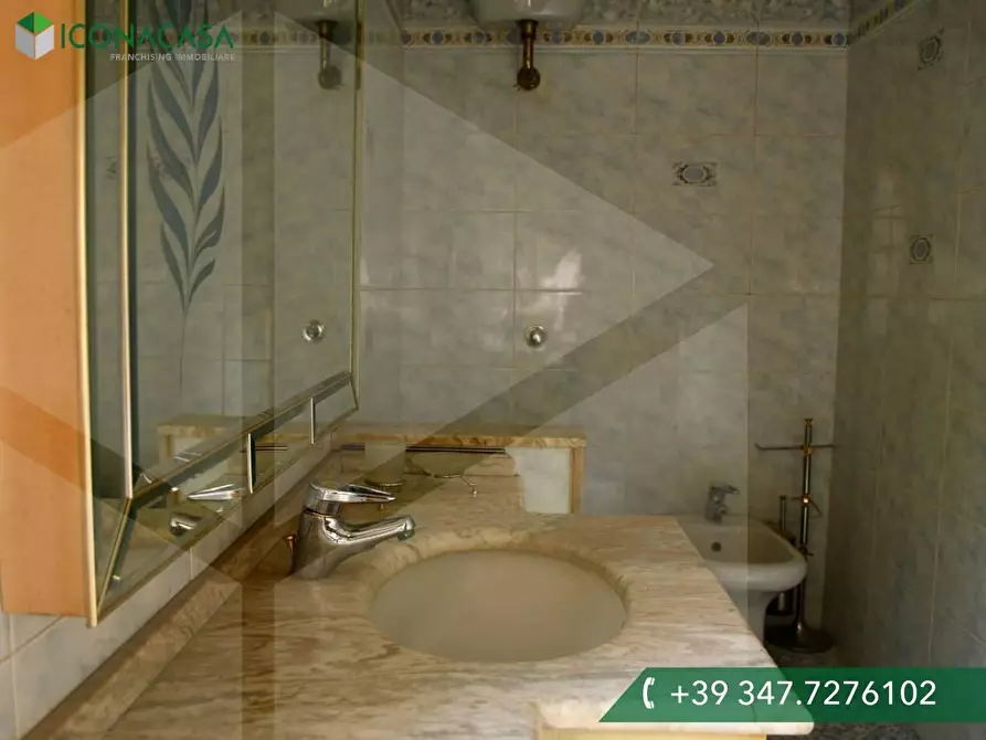 Immagine 33 di Casa bifamiliare in vendita  a Cascina